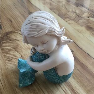 Ceramic little girl mermaid